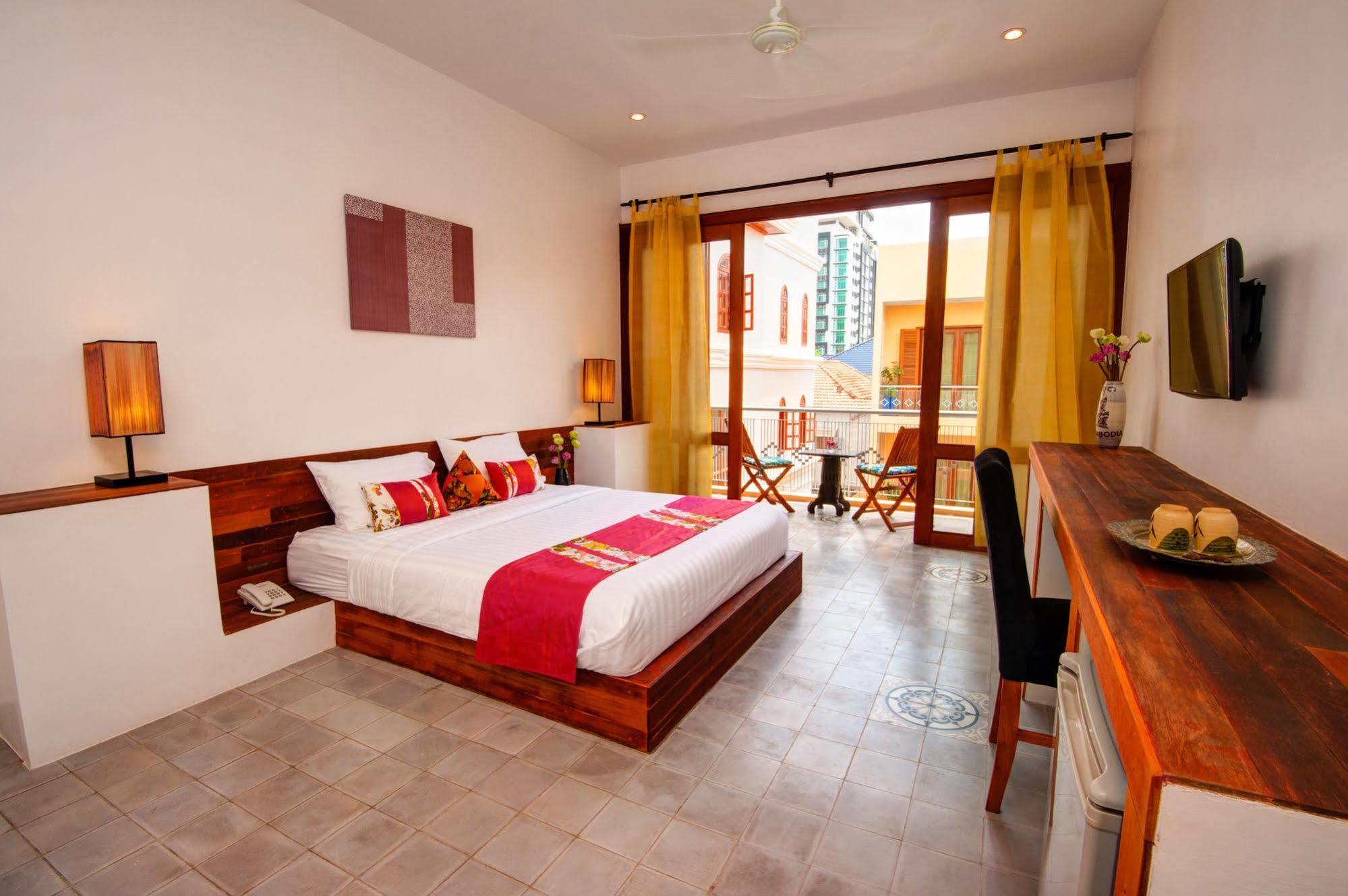 House Boutique Eco Hotel Phnom Penh Esterno foto