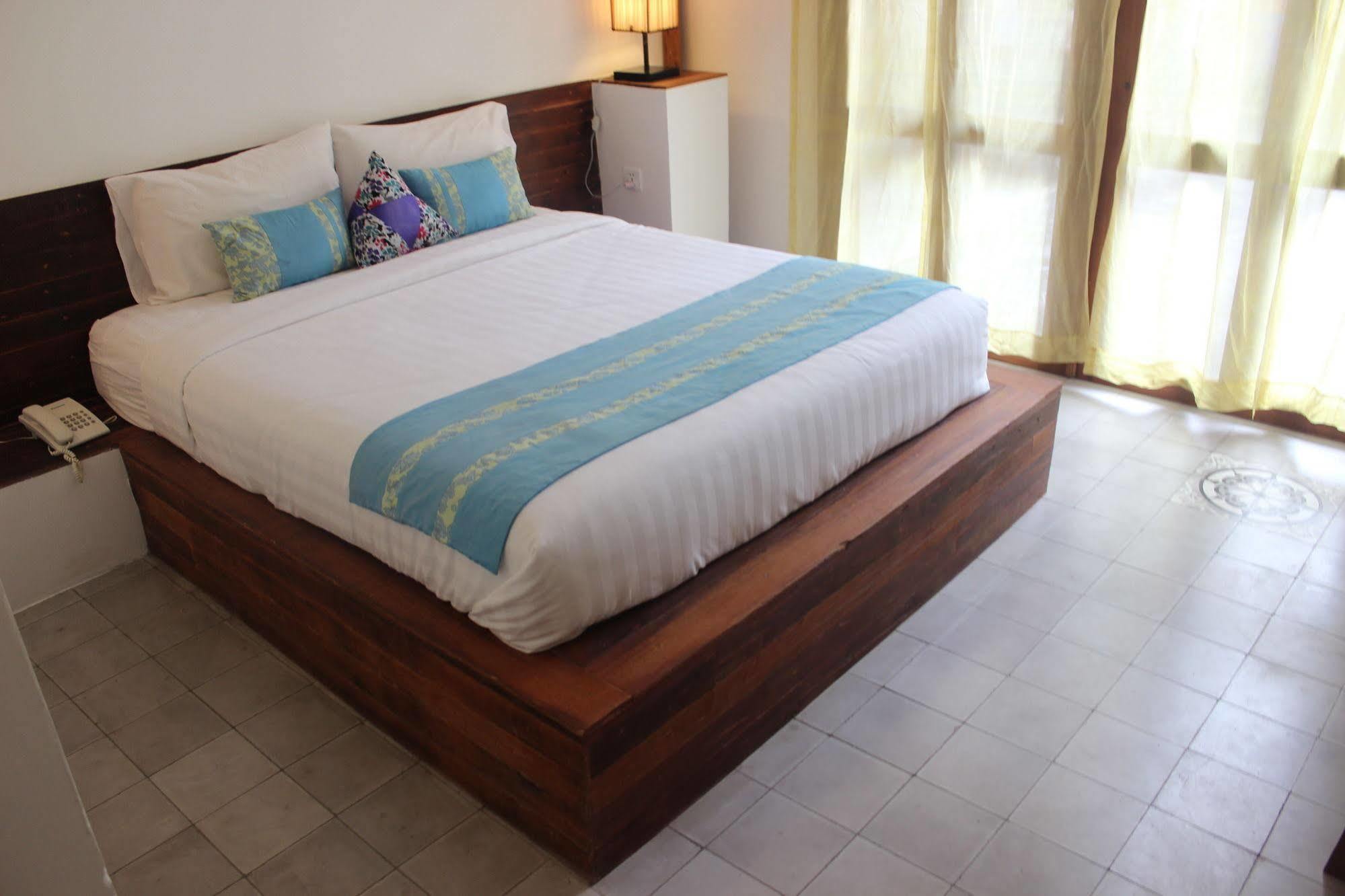 House Boutique Eco Hotel Phnom Penh Esterno foto